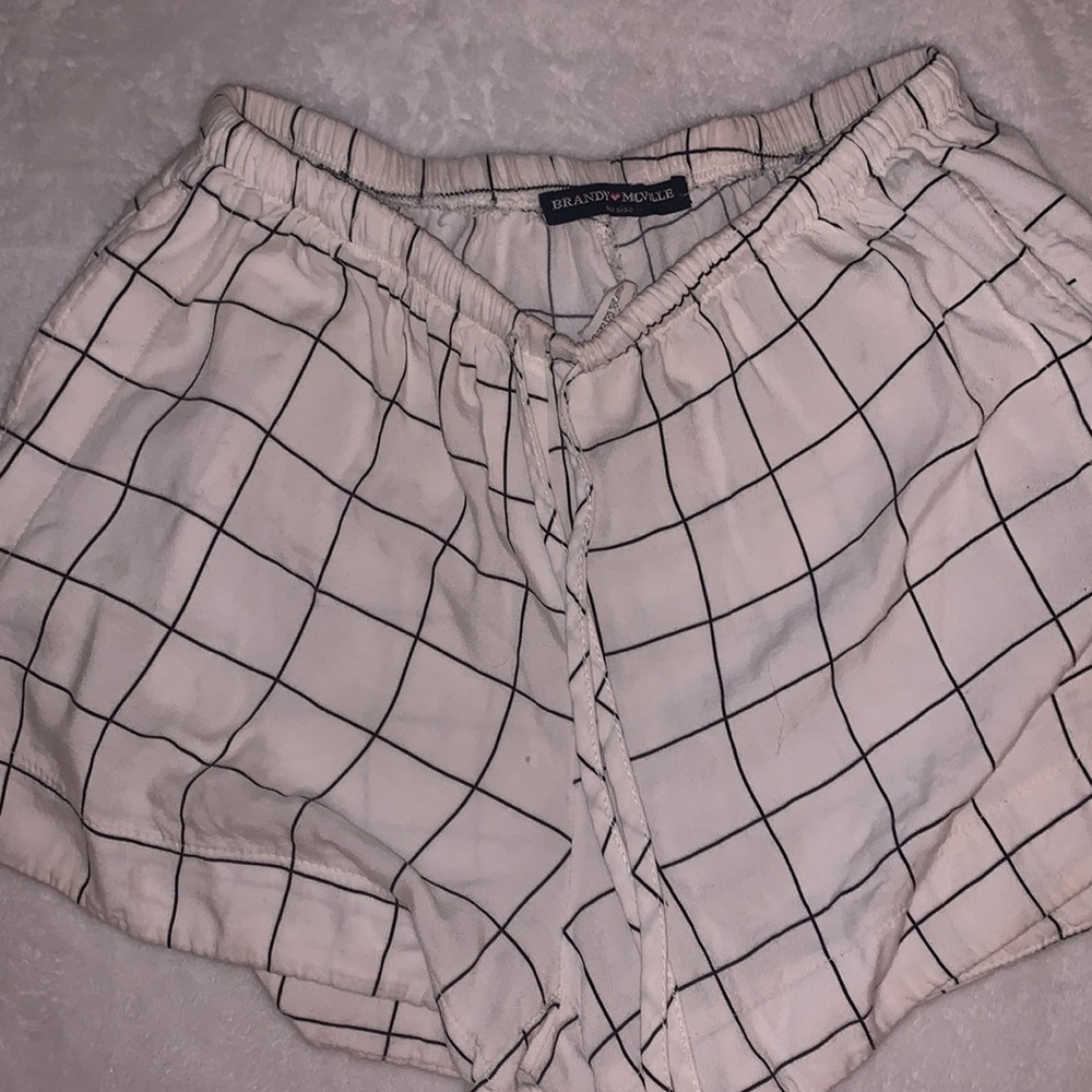 Brandy Melville Grid Shorts - Picture 1 of 2